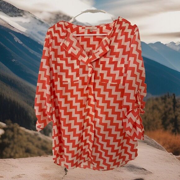 EUC Beautiful Under Skies blouse top with chevron pattern- size M - Picture 1 of 4